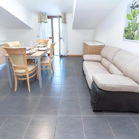 Appartement In Near Sea *