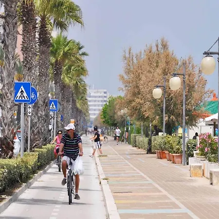 Διαμέρισμα In Near Sea Martinsicuro